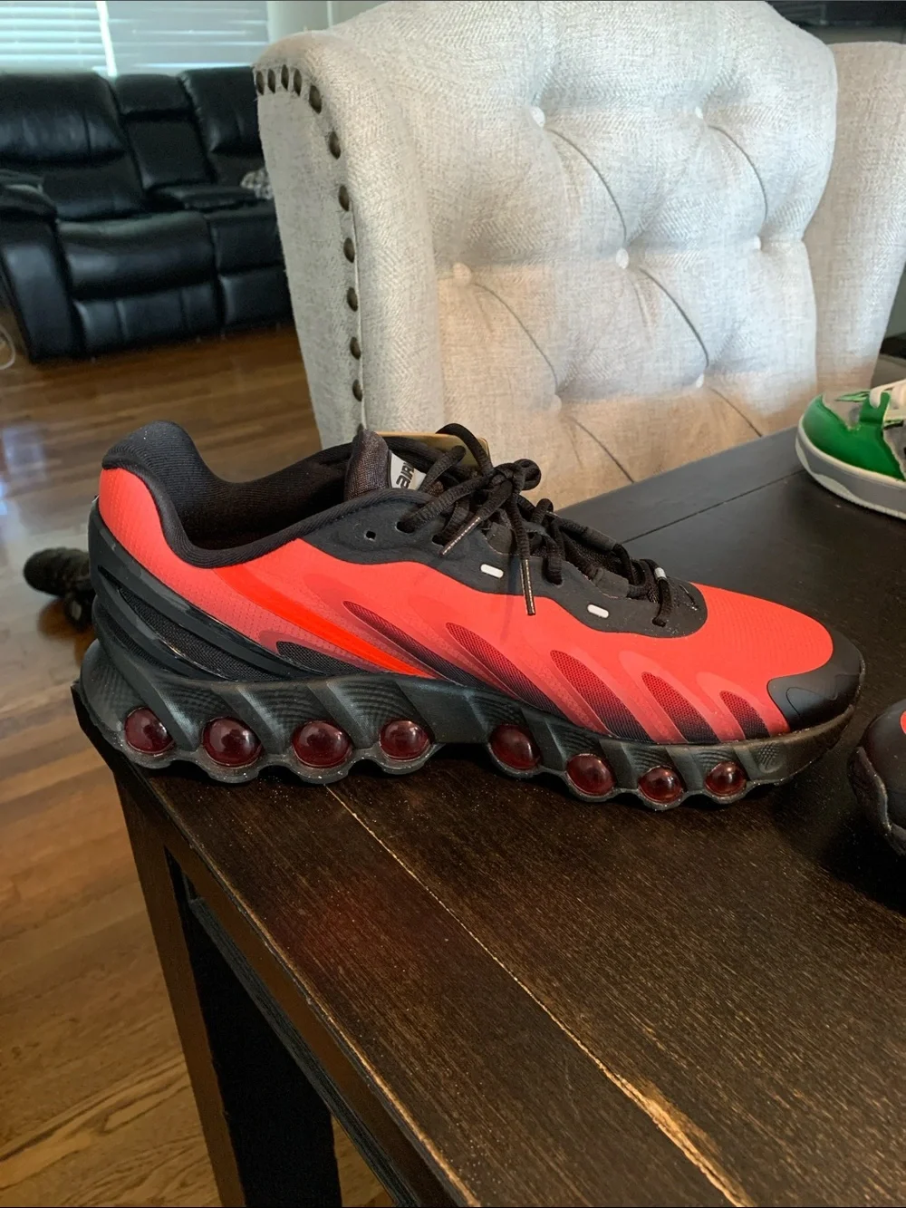 Nike Air Max Dn8 Men's Sneakers - Red and Black New with tag